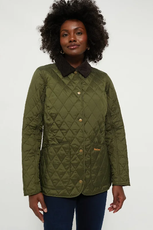 Vintage-Inspired Women's Apparel Olive Annandale Quilted Jacket