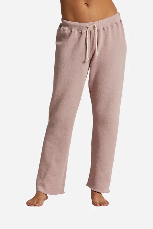Vintage-Inspired Women's Apparel Perfect White Tee Collins Straight Leg Sweatpants in Mauve Vintage-Inspired Women's Apparel Perfect White Tee Collins Straight Leg Sweatpants in Mauve