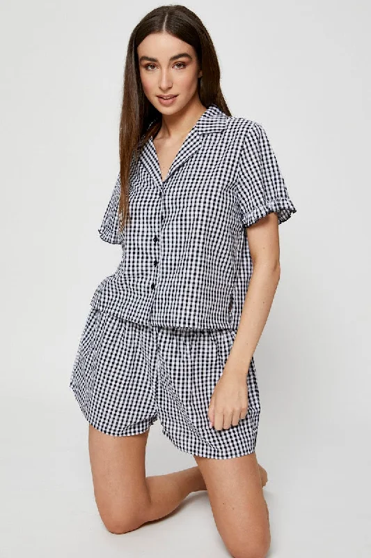 Comfortable Women's Attire Check Pyjamas Set