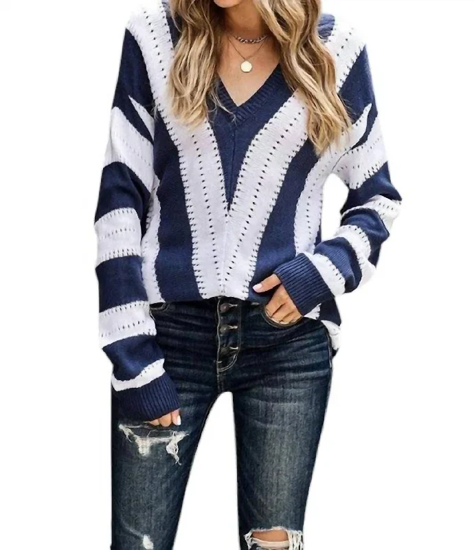 Women's Chic Outerwear Attire Diana Chevron Sweater In Blue/white