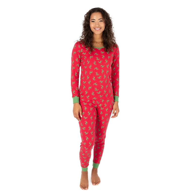 Women's Sports Apparel Christmas Womens Two Piece Cotton Pajamas Reindeer Red and Green Women's Sports Apparel Christmas Womens Two Piece Cotton Pajamas Reindeer Red and Green