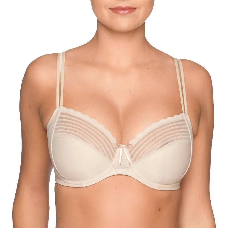 Women's Outerwear Apparel Twist Tresor Underwire Bra In Caffe Latte