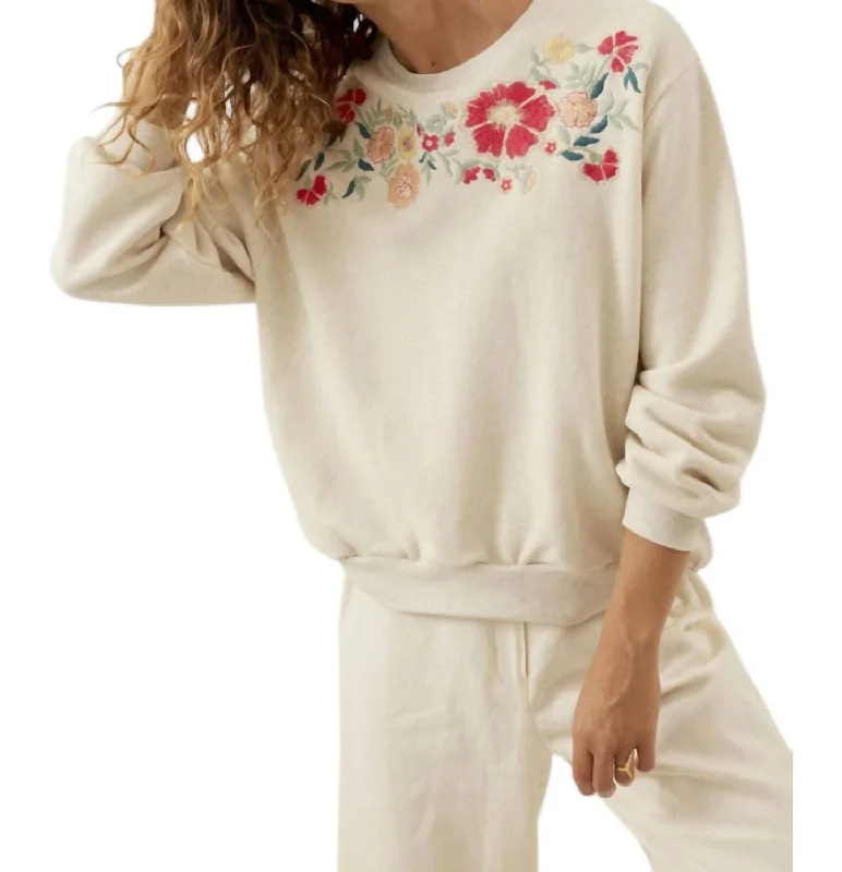 Comfortable Lounge Clothing Petra Sweatshirt In Multicolor