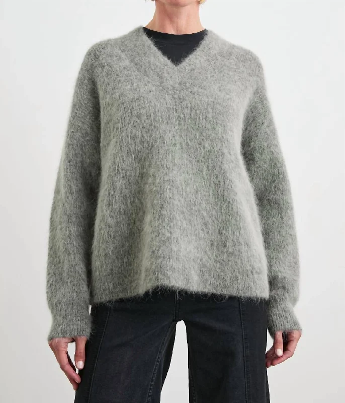 Women's Versatile Apparel Jodie Sweater In Heather Grey