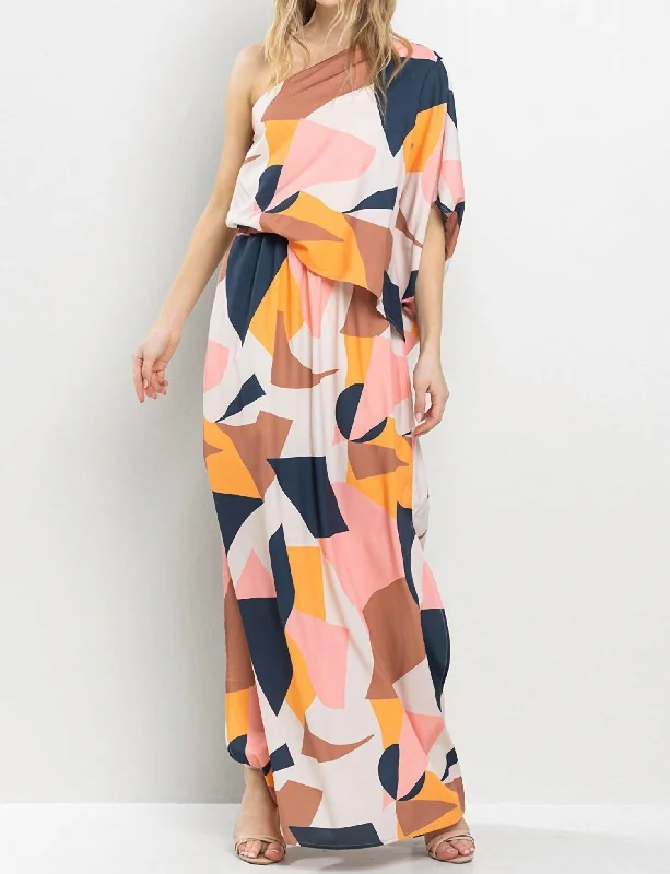 Plus Size Women Wear One Shoulder Dress In Multi