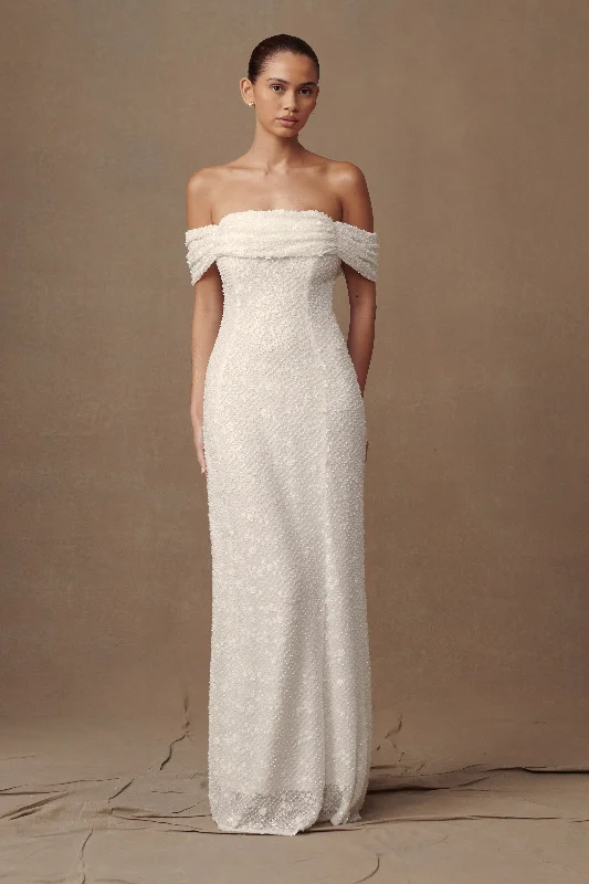 Women's Outfit Priyanka Daisy Beaded Off Shoulder Wedding Gown - White
