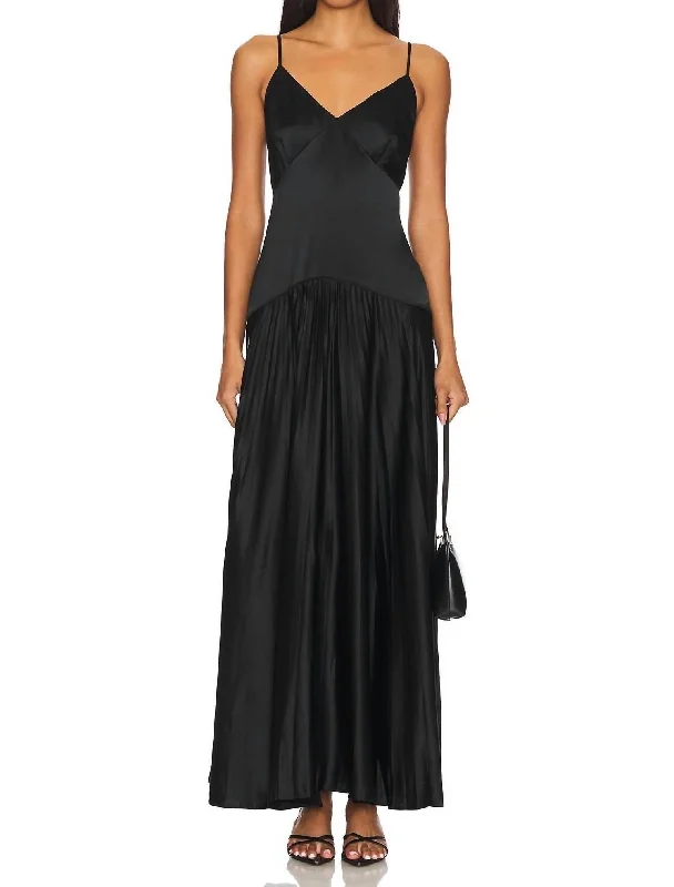 Women's Formal Event Attire Jennelyn Gown In Black