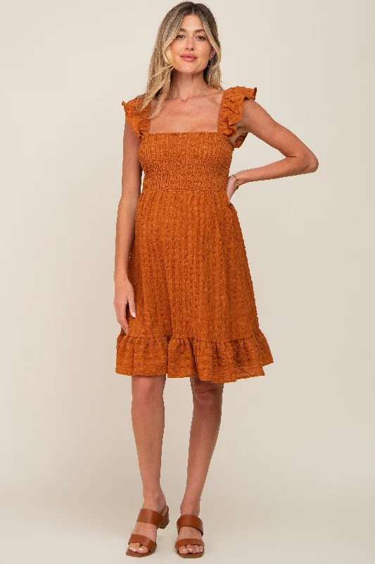Women's Romantic Outfit Camel Textured Sleeveless Smocked Maternity Dress