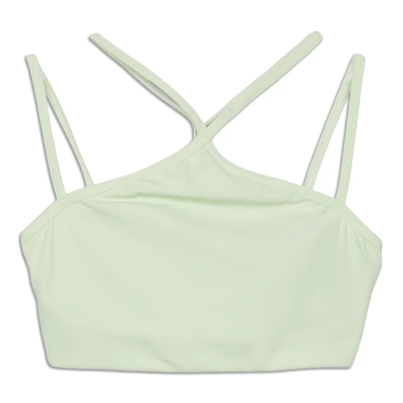 Women's Plus-Size Outfit Flow Y Strappy Bra - Resale