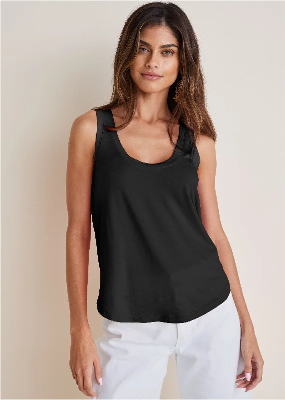 Affordable Women's Apparel Scoop Neck Tank - Black