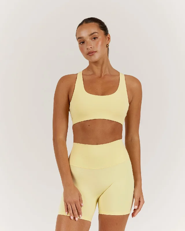 Women's Activewear Apparel LUXE TESSA BRA - BUTTER